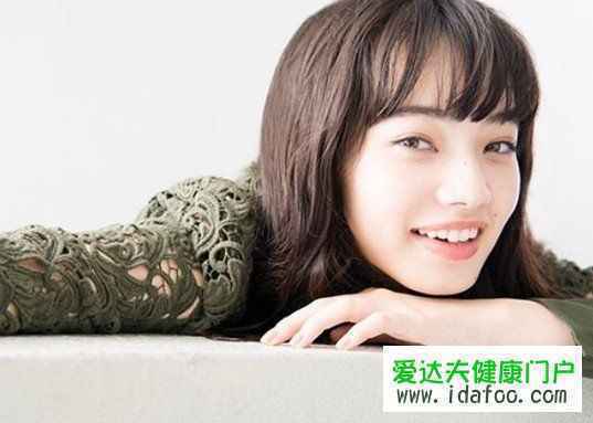 完美妆容