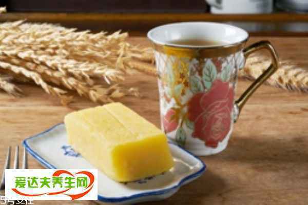 全脂牛奶和脱脂牛奶的区别