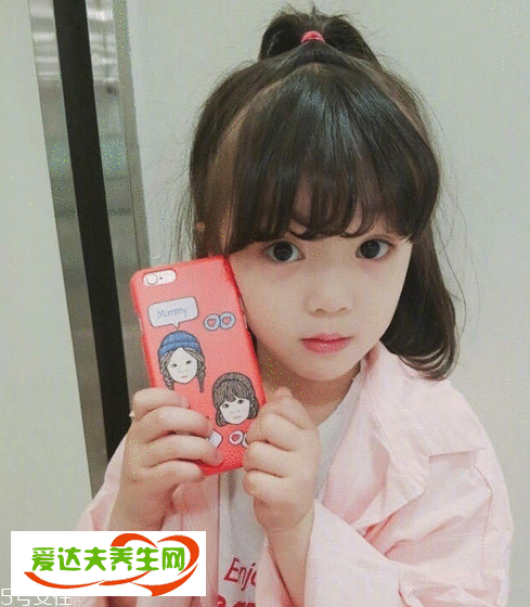 小女孩发型绑扎方法