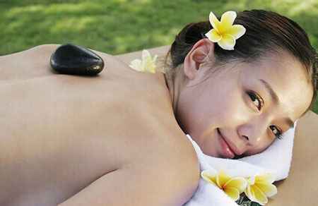 夏季拔火罐 去湿“对症下药”