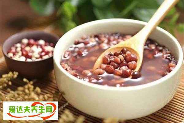 八宝粥的热量