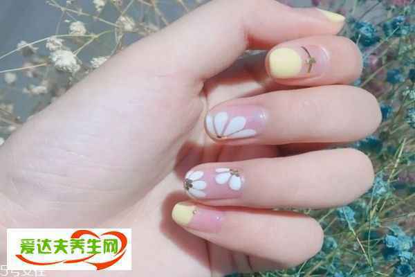 金泫雅图片