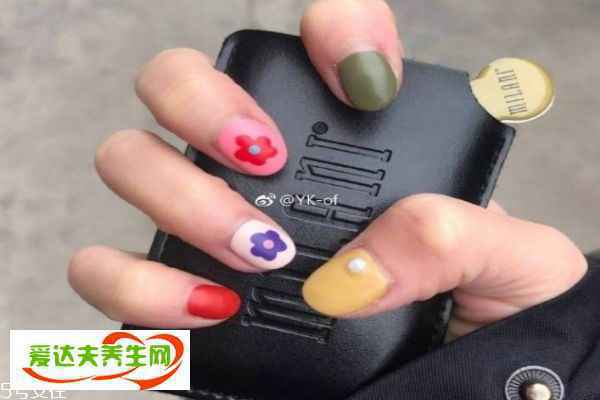 金泫雅图片