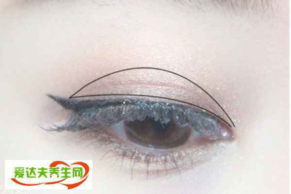 大眼妆
