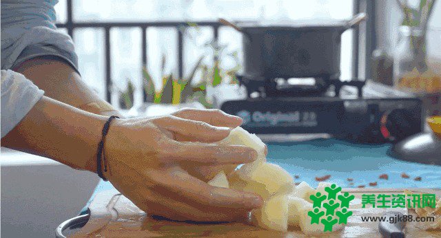 女性秋季养生汤的做法