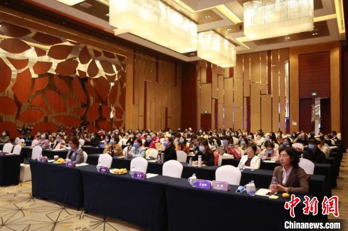 第五届“安全分娩”研讨会在北京举办。　北京新世纪妇儿医院供图
