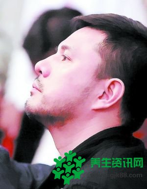 2012年娱乐圈头条人物 新人异军突起